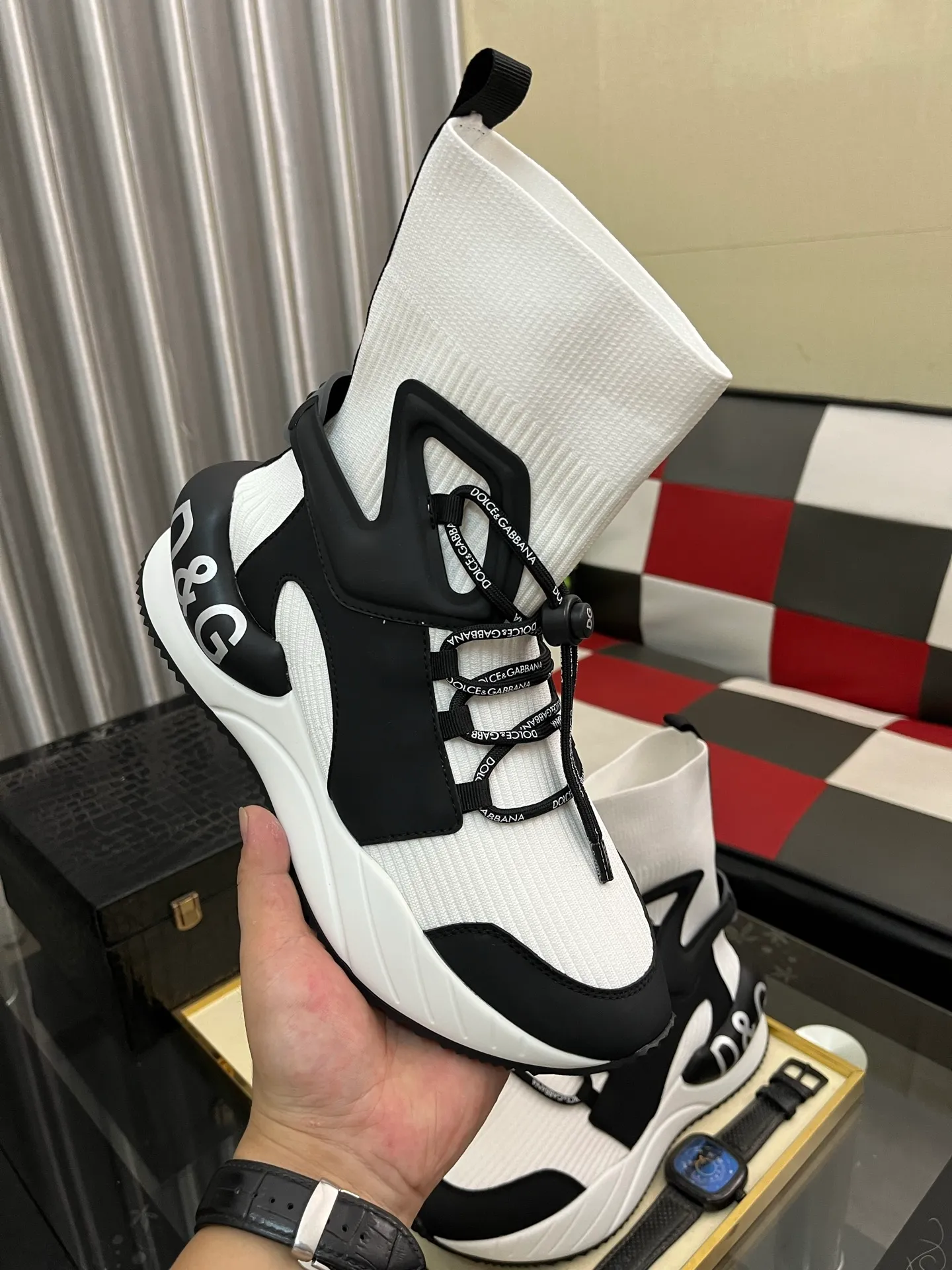 Men's men's shoes💰420⌚️⌚️New DG Dolce & Gabbana high-end couple's sports and casual shoes, imported cowhide, multiple material splicing design➕Imported cowhide lining, cowhide feet➕original TPR elastic outsole. Size: 35-46